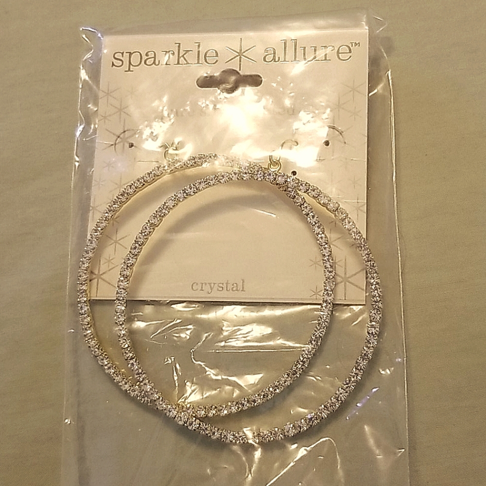 NEW crystal drop earrings